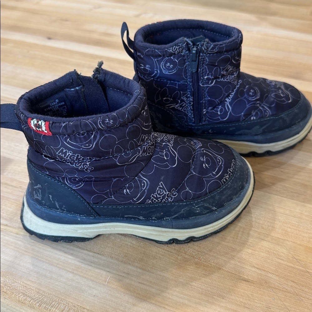 Zara Mickey Mouse Navy Blue Winter Boots